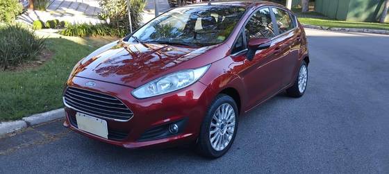 FORD FIESTA 1.6 TITANIUM HATCH 16V FLEX 4P POWERSHIFT FORD FIESTA 1.6 TITANIUM HATCH 16V FLEX 4P POWERSHIFT